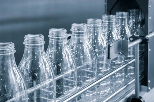 Ambalaje de plastic si sticla